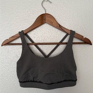 lululemon athletica green and White Striped Sports Bra size 6